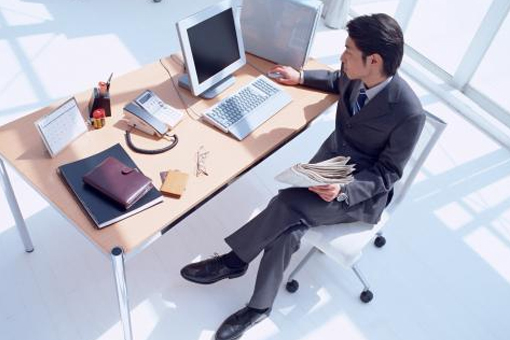 企業(yè)廣告片的文案策劃要怎么寫(xiě)？